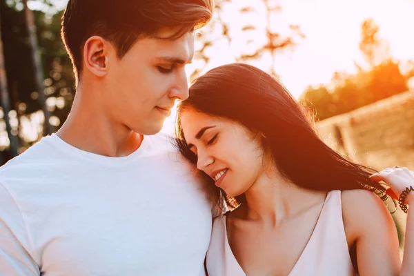 Beautiful young couple during a romantic date — Stock Photo, Image