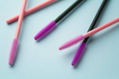 Fırça kirpik, tarak