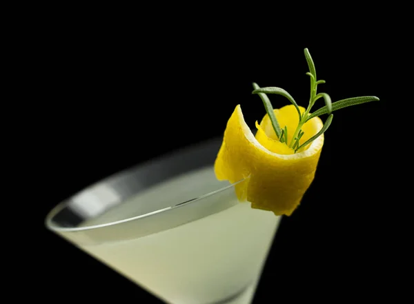 Rosemary Lemontini cocktail geïsoleerd op zwart Rechtenvrije Stockfoto's