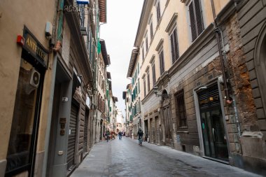 Milano 'da güneşli bir yaz günü
