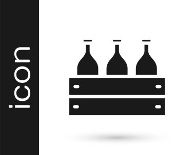 Beyaz arka planda izole edilmiş ahşap bir kutuda gri şarap şişeleri. Tahta bir sandıkta şarap şişeleri. Vektör İllüstrasyonu