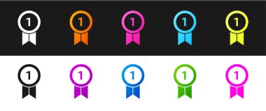 Madalya simgesini siyah beyaz arkaplanda izole et. Kazanan başarı işareti. Ödül madalyası. Vektör İllüstrasyonu