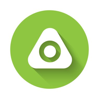 Uzun gölgeli beyaz tebeşir ikonu. Yeşil daire düğmesi. Vektör İllüstrasyonu