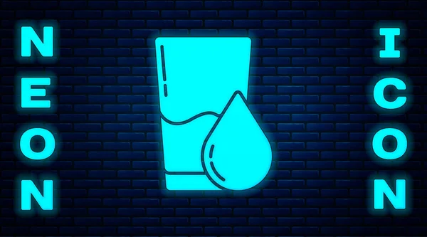 Leuchtendes Neon Glas Mit Wassersymbol Isoliert Auf Backsteinwand Hintergrund Sodaglas — Stockvektor