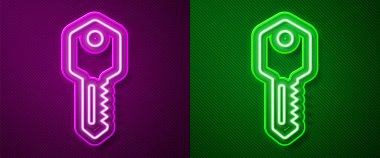 Parlayan neon hattı ev anahtarı simgesi mor ve yeşil arka planda izole edildi. Vektör İllüstrasyonu