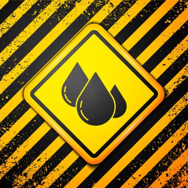 Sarı arkaplanda siyah su damlası simgesi izole edildi. Uyarı işareti. Vektör İllüstrasyonu