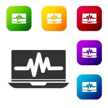 Beyaz zemin üzerinde kardiyogram simgesi olan siyah dizüstü bilgisayar. Simge denetleniyor. Kalp atışı elle çizilmiş EKG monitörü. Renkli kare düğmelerle simgeleri ayarla. Vektör İllüstrasyonu