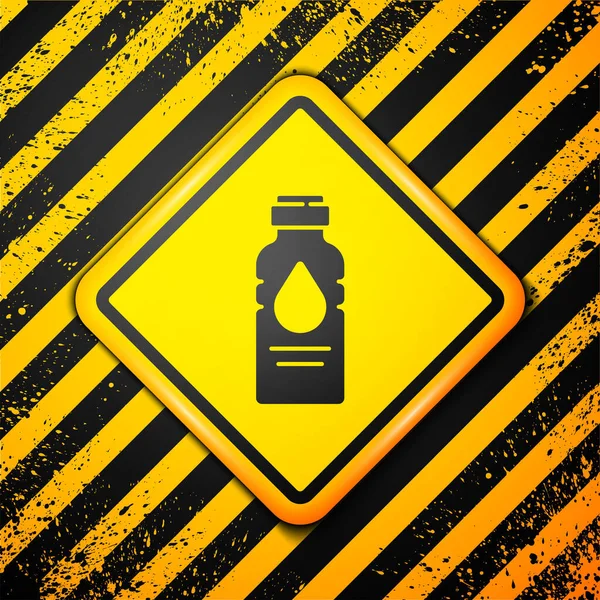黄色の背景に隔離された水のアイコンのブラックボトル ソーダアクアドリンクの看板 警告サインだ ベクターイラスト — ストックベクタ