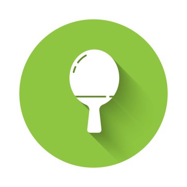 Masa tenisi ikonunu oynamak için beyaz raket uzun gölgeli. Yeşil daire düğmesi. Vektör İllüstrasyonu