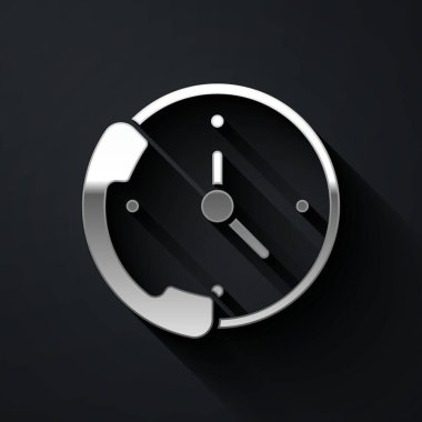 Gümüş Telefon, siyah arkaplanda 24 saat izole edilmiş destek ikonu. Tüm gün müşteri destek merkezi. Tam zamanlı çağrı servisi. Uzun gölge tarzı. Vektör İllüstrasyonu