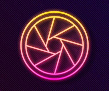 Parlayan neon hattı kamera deklanşör simgesi siyah arkaplanda izole edildi. Vektör İllüstrasyonu