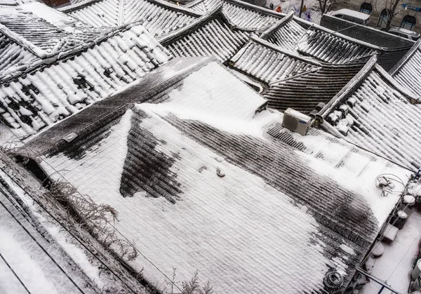 Bukchon hanok dorp in de winter — Stockfoto