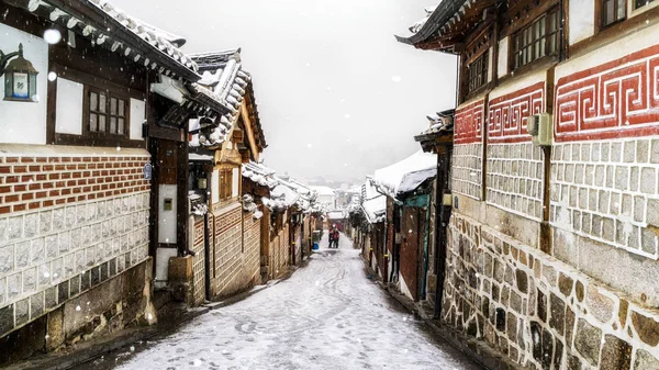 Bukchon hanok Köyü alleyway kış