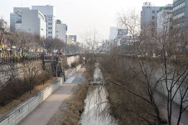Cheonggyecheon in winter — Stock Photo, Image
