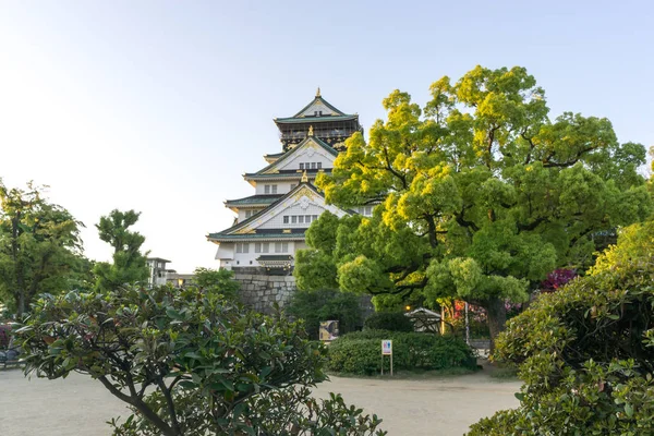 Vista para o Castelo de Osaka — Fotografia de Stock