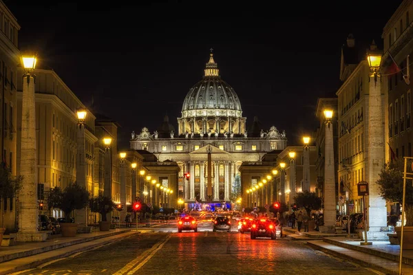 Saint Peters Basilica — Stock Photo, Image