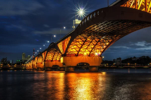 Seongsan most v noci — Stock fotografie