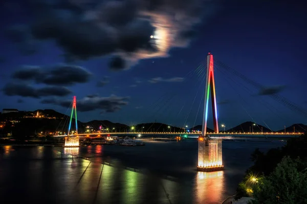 yeosu dolsan Bridge'de