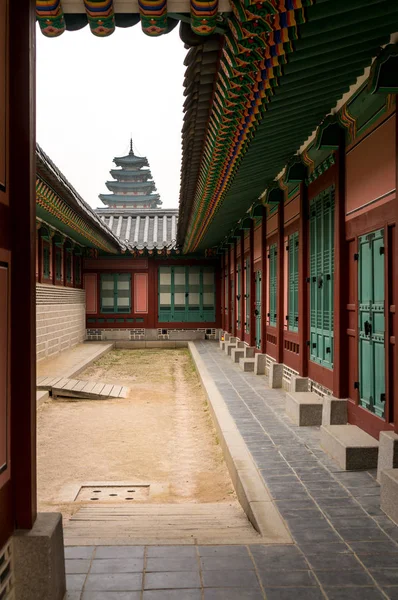 Дворец Кёнбокгун в Корее — стоковое фото