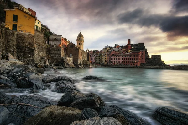 Vernazza au coucher du soleil — Photo