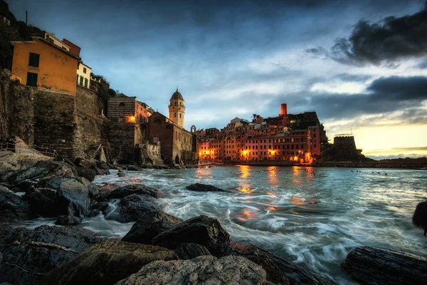 Vernazza gün batımında