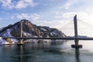 Kışın jangja Adası Köprüsü