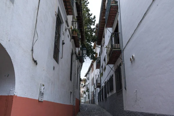 Calles estrechas de albaicin —  Fotos de Stock