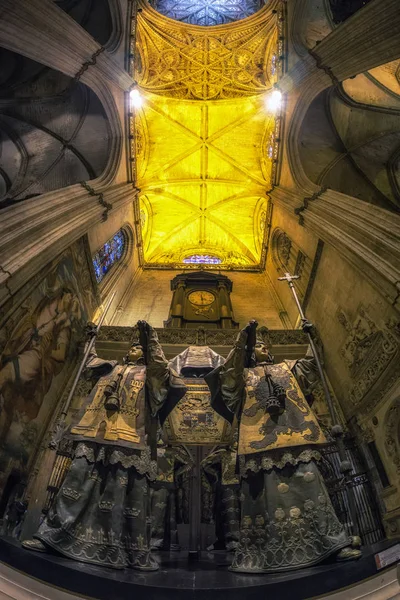 Túmulo do enterro de Colombo — Fotografia de Stock
