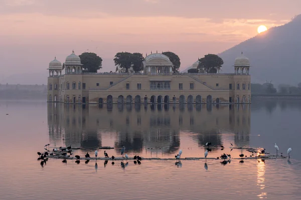 Jal mahal water paleis zonsopgang — Stockfoto