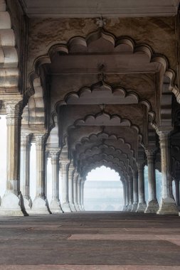 Agra fort diwan olduğumu   
