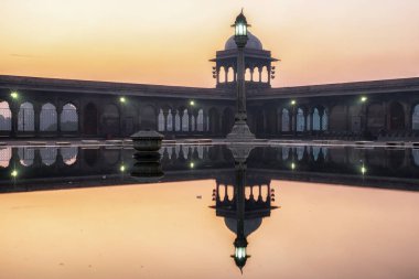 jama masjid corner dome