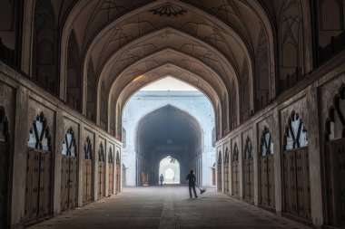 chhatta chowk market red fort