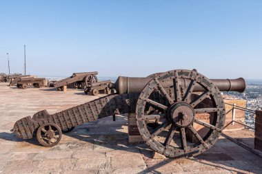 Mehrangarh kalesinde eski toplar