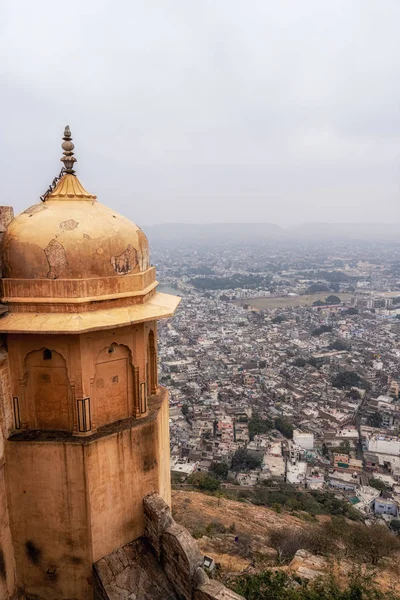 Palacio de Madhavendra y vista de la ciudad de jaipur — Foto de Stock