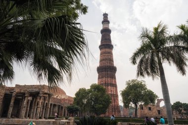 qutub minar in New delhi