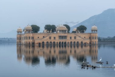 Alacakaranlıkta Jal Mahal