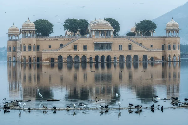 Jal Mahal bij zonsondergang — Stockfoto