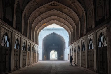 chhatta chowk market red fort