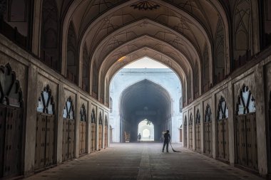 chhatta chowk market red fort