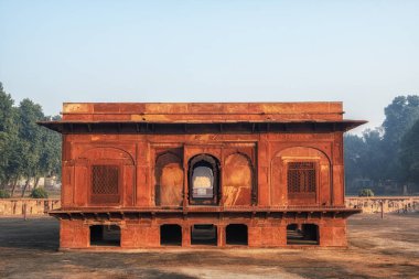Zafar Mahal Kırmızı Kalesi