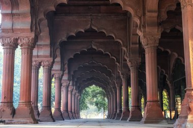 Diwan, Red Fort 'taki saraydayım.