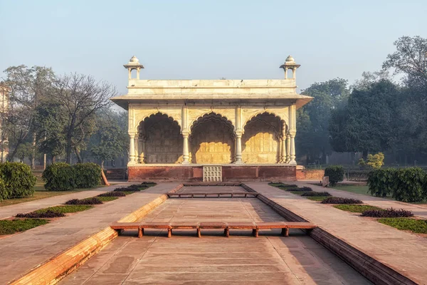 Bhadon pavillon in rotem fort — Stockfoto