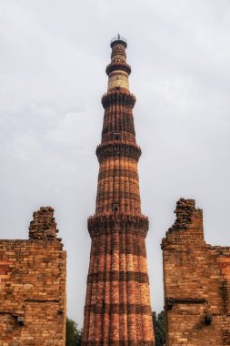 qutub minar in New delhi