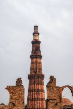 qutub minar in New delhi