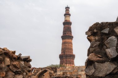 qutub minar in New delhi
