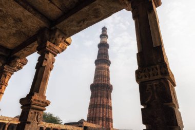 qutub minar in New delhi
