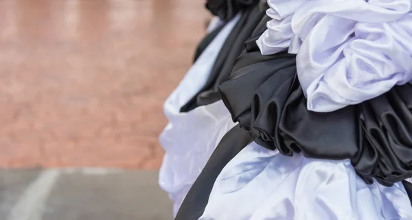 Imagen Del Uso Tela Blanco Negro Para Ceremonia Funeraria — Foto de Stock