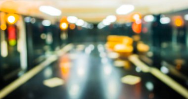 arka plan kullanım için bokeh ile gece zamanında görüntü boş koridorun bulanıklık.