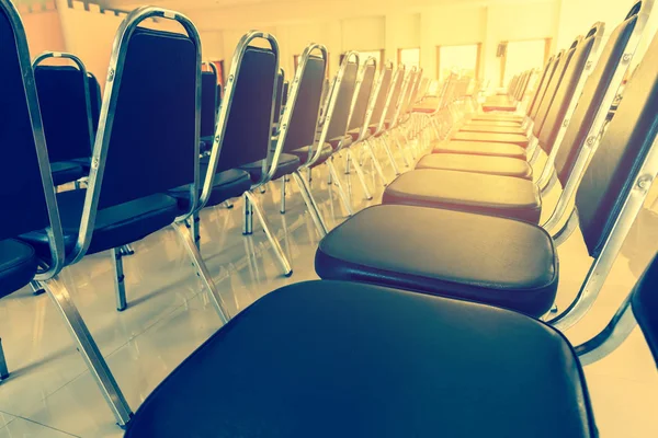 Lege auditorium kamer voor achtergrond. — Stockfoto