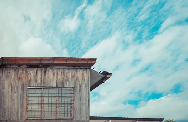 ᐈ Goteras imágenes de stock, fotos goteras en el techo | descargar en